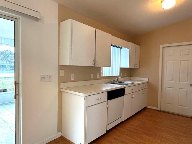 Building Photo - 10312 SW 61st Terrace Rd