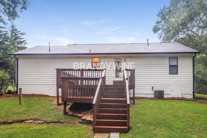 Building Photo - 86 Hale Haven Dr