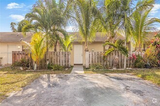 Building Photo - 1630 Sandpiper Blvd