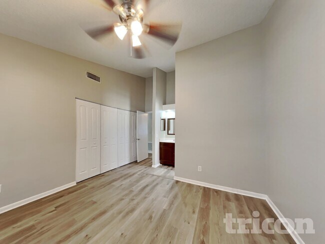 Building Photo - 4051 Forecast Dr