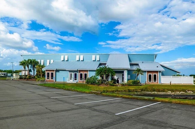 Building Photo - 429 Heron Hollow