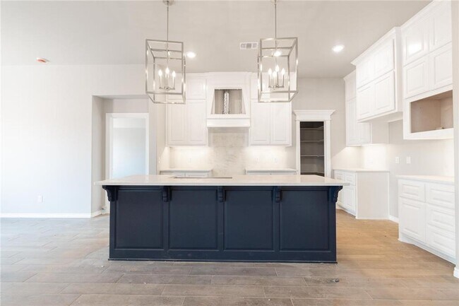 Building Photo - Brand NEW 3 Bedroom 2 Bathroom Home in Tuscany Lakes (Piedmont Schools) with Storm Shelter and Sp...