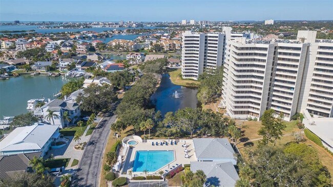 Building Photo - 5950 Pelican Bay Plaza S