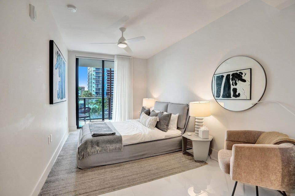 Building Photo - 3030 N Ocean Blvd