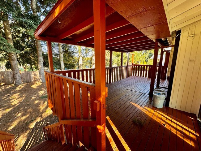 Building Photo - 4BR | 3BA Spacious House with Large Backyard