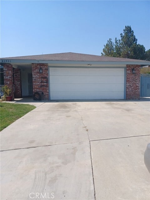 Primary Photo - 40901 Reden Ct