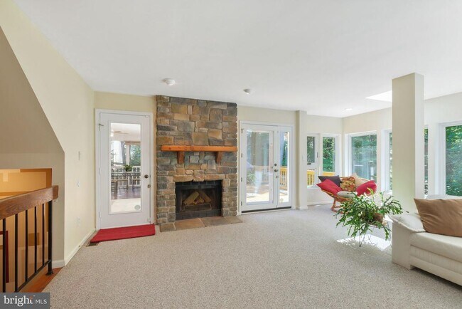 Building Photo - 14401 Rich Branch Dr