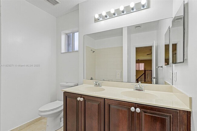 Building Photo - 20530 NW 12th Ct