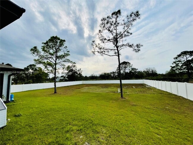 Building Photo - 1703 Edison Ave