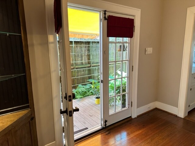 Patio Doors - 1023 W Gardner St