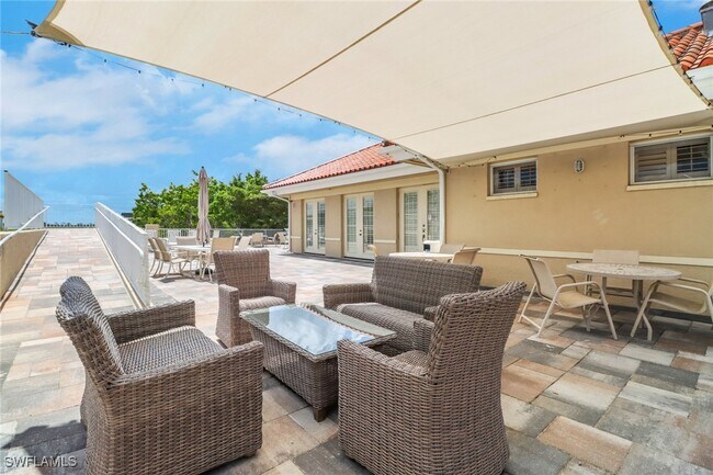 Building Photo - 401 Bayfront Pl