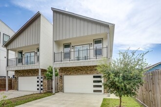 Building Photo - 7117 Tierwester St