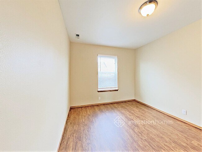 Building Photo - 8103 147th St E