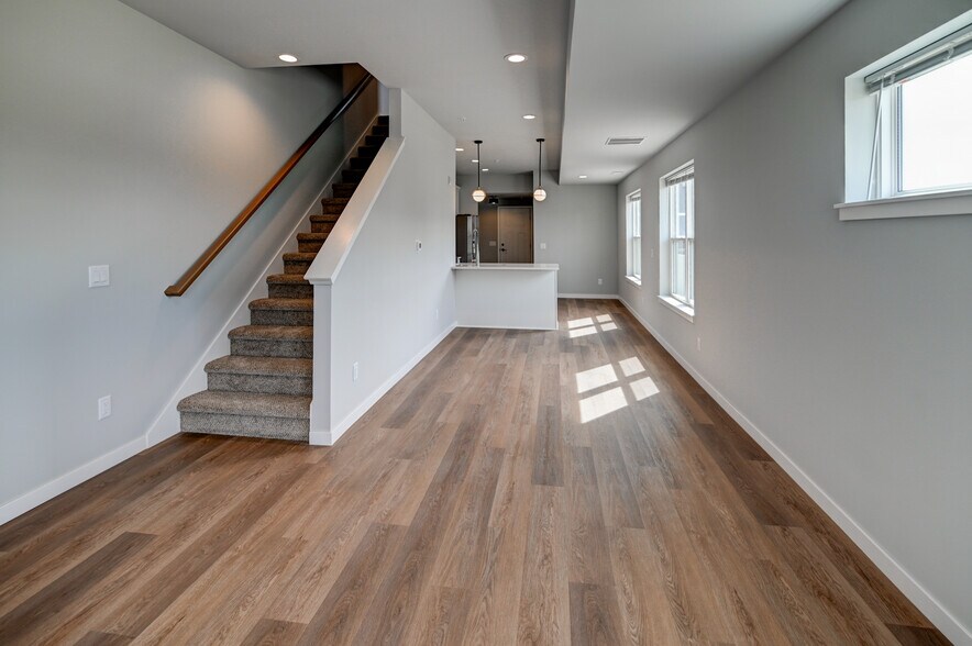 Building Photo - 2908 Radicchio Dr