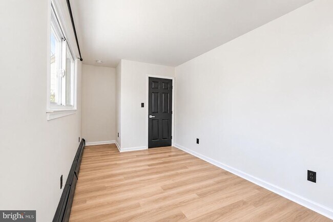 Building Photo - 51 Farrell Ave
