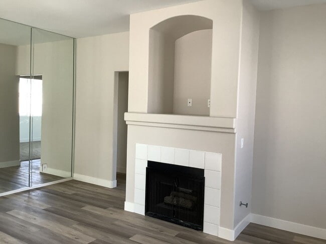 Building Photo - 11412 Via Rancho San Diego