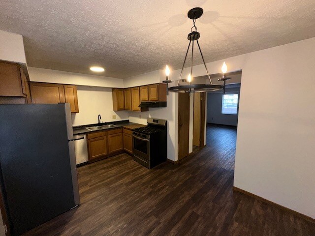 Building Photo - 966 Hidden Acres Ct