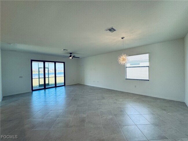 Building Photo - 14636 Palamos Cir