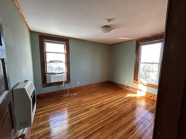 Building Photo - 1404 Hawkins St