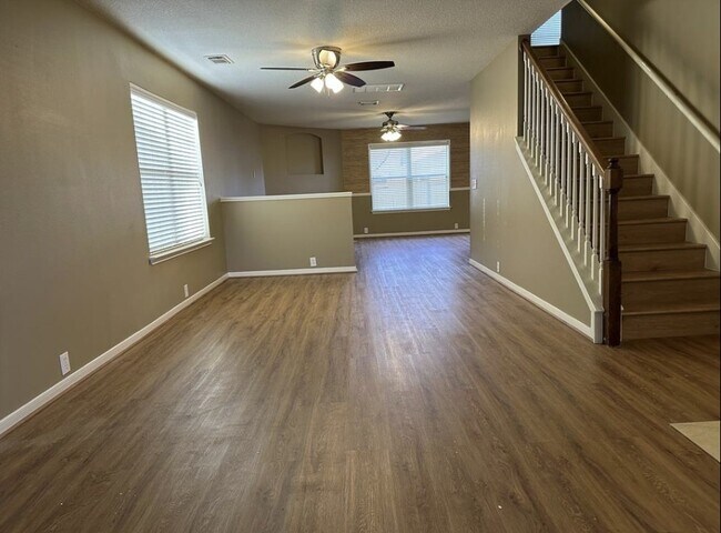 Building Photo - 17438 Ivy Stream Dr