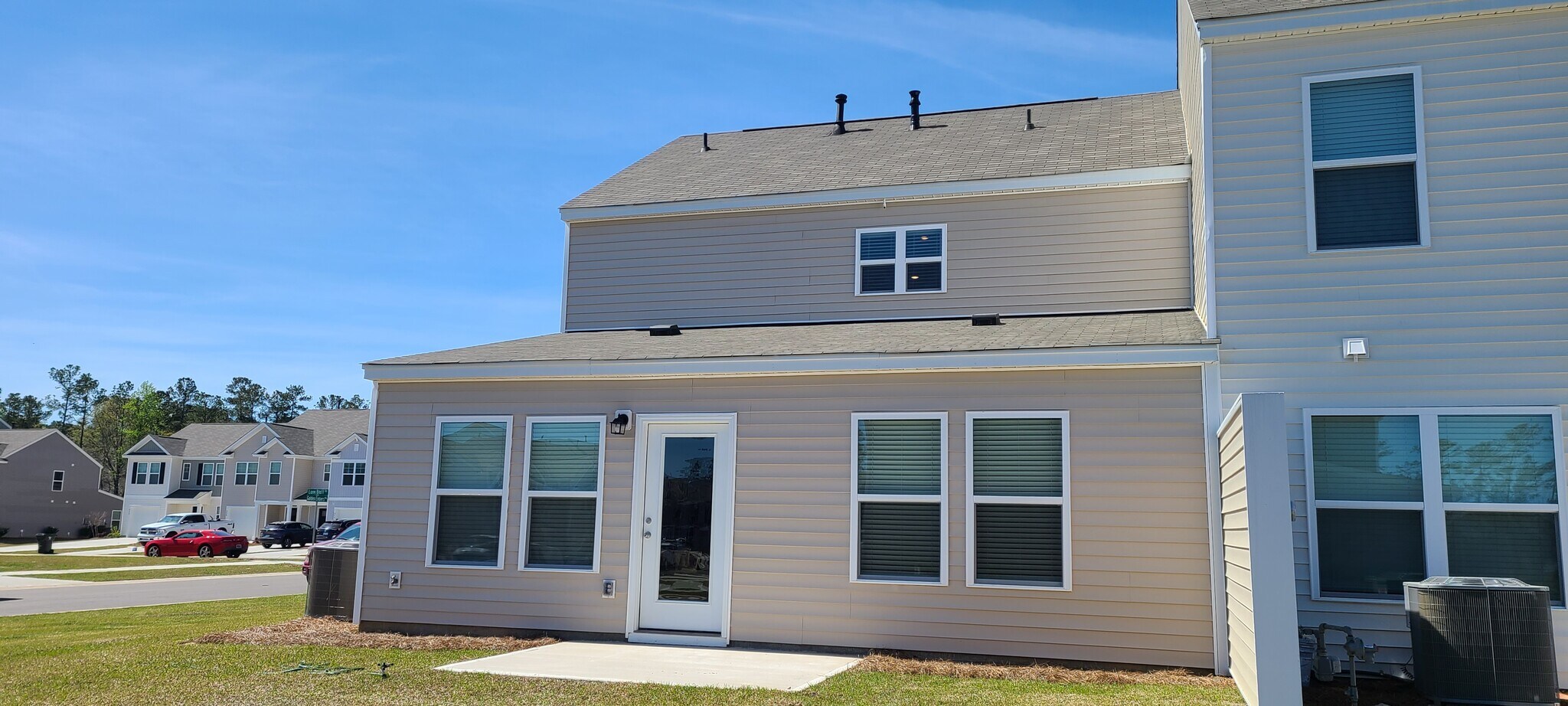 Building Photo - 941 Long Bluff Rd