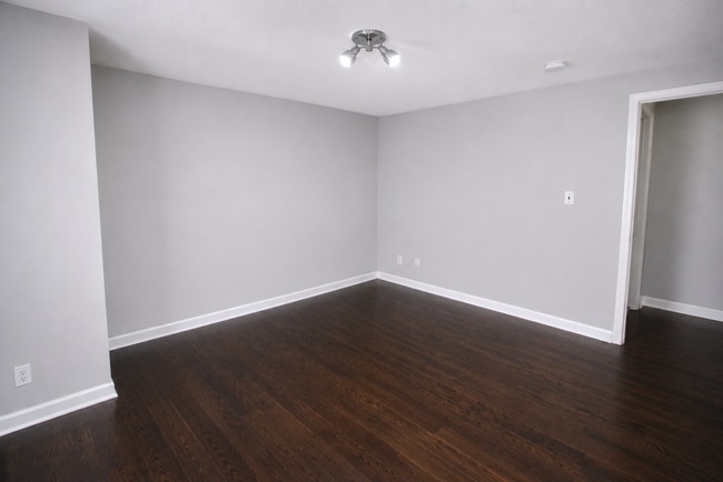Building Photo - Updated Multi-Bedroom Home | Brand-New Deck | Circular Drive | Triad Premier Realty