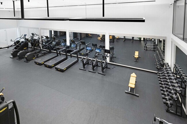 Building Photo - 225 N Miami Ave