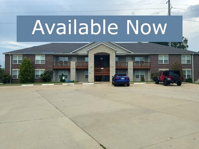 Primary Photo - 819 Elm Way Ct