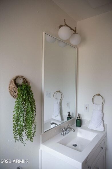 Building Photo - 1148 E Glenn Dr