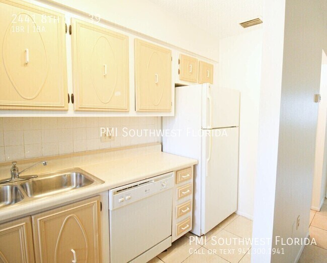 Building Photo - 2441 8th St
