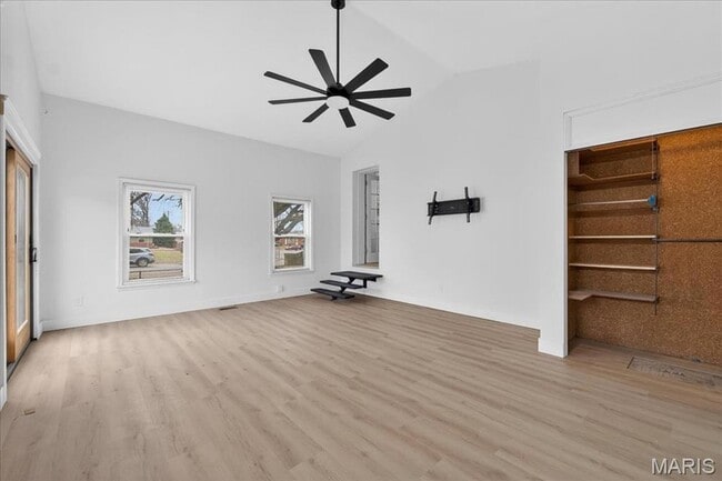 Building Photo - 3815 Bayless Ave