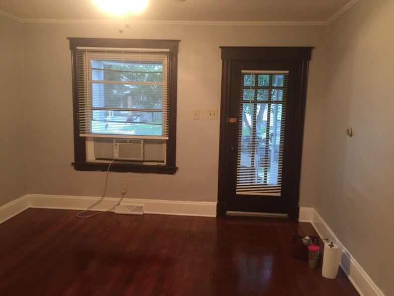 Building Photo - 3323 Emerson Ave