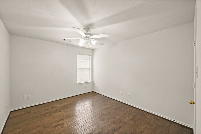 Building Photo - 18403 Lost Maples Ct