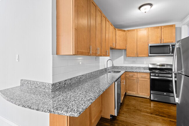 Building Photo - 6110 N Winthrop Ave
