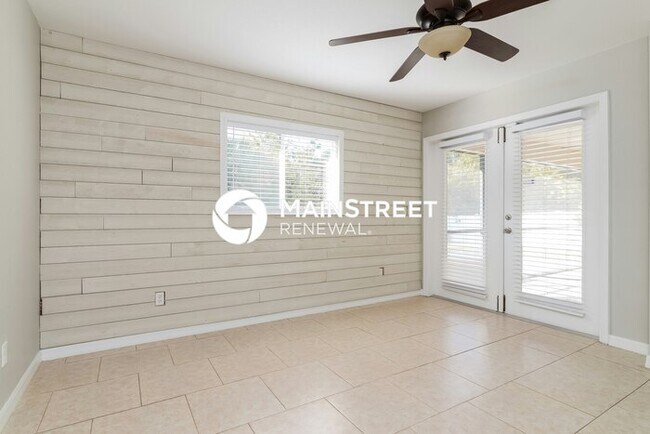 Building Photo - 3 Bedroom Pet-Friendly Home in North Port, FL with Main Street Renewal