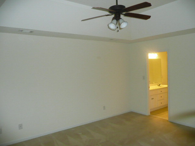 Building Photo - Upscale Columbia County Rental