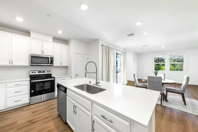 Building Photo - Citrus Heights AMAZING FLOOR-PLAN (Solar) ...