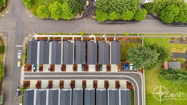 Building Photo - 16314 NE 20th St