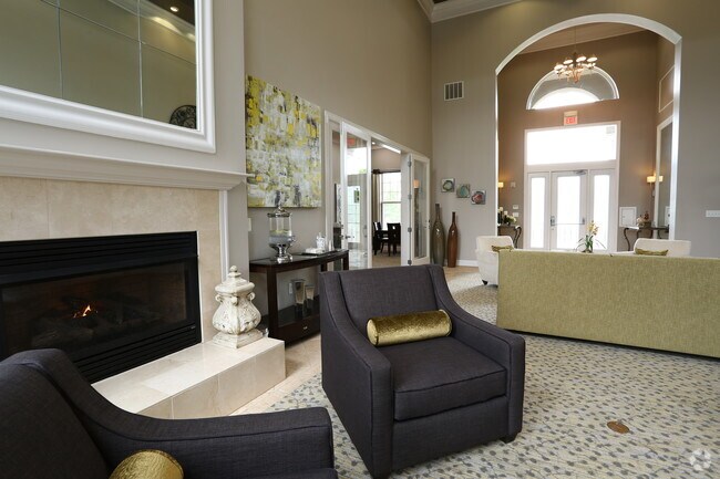 Lobby Photo - Camden Silo Creek