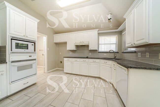 Building Photo - You are exactly where you ought to be!