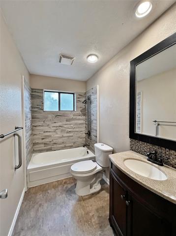 Building Photo - 2414 Clearhaven Ct