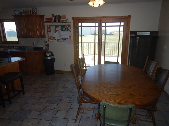 Building Photo - 35270 W Walker Rd