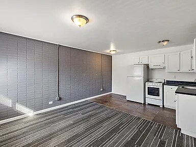 Building Photo - 25911 Michigan Ave