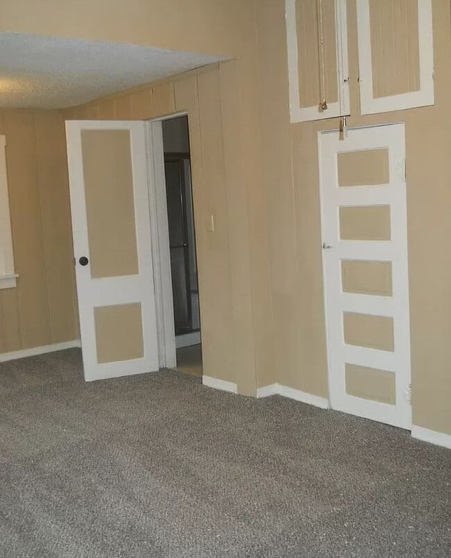 Building Photo - Available Now!