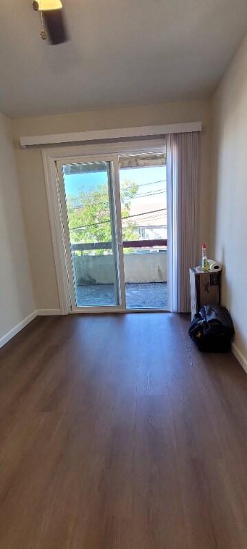 Building Photo - 1830 10th Ave