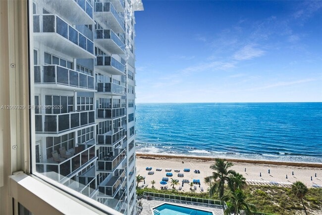 Building Photo - 3700 Galt Ocean Dr