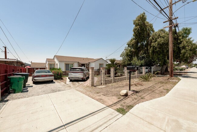 Building Photo - 1176 2nd Ave
