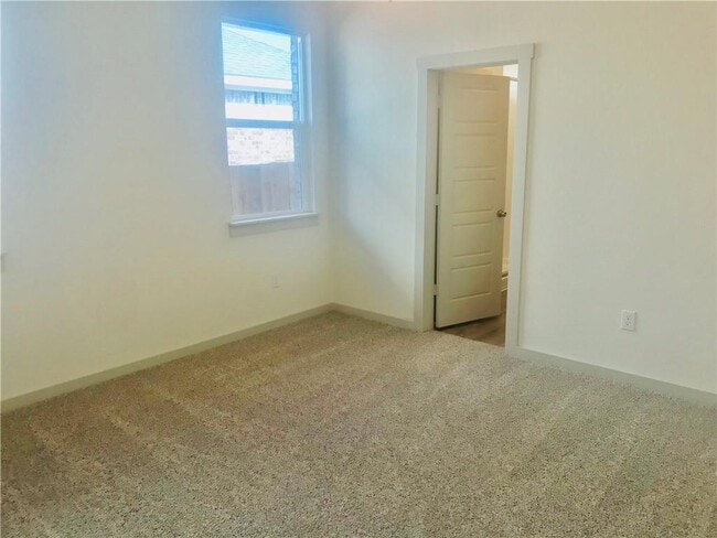 Building Photo - 14013 Mcarthur Dr