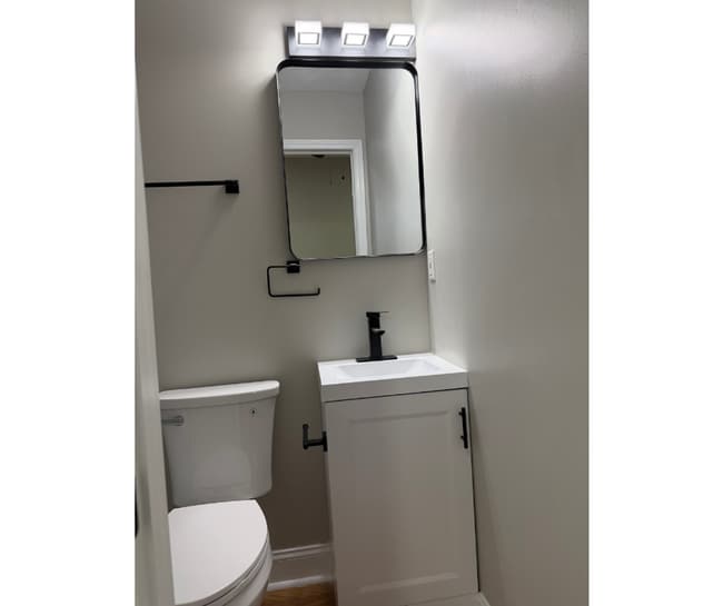 Building Photo - 617 Glenwood Ave