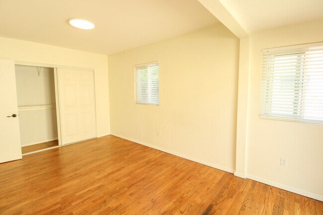 Building Photo - 3 Bedroom, 2 Bathroom Home w/ Large Backyard in Arroyo Grande